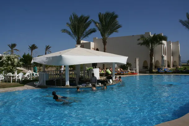 Hilton Nubian Resort Marsa Alam- baseny