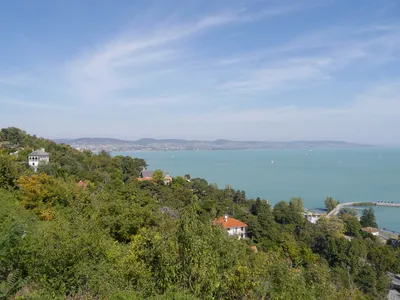 Węgry Balaton we wrześniu Balatonfured