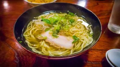 Ramen- Atrakcje Airbnb - tradycyjna japońska kolacja w Kyoto (Japonia by Podróże Szczęściary)