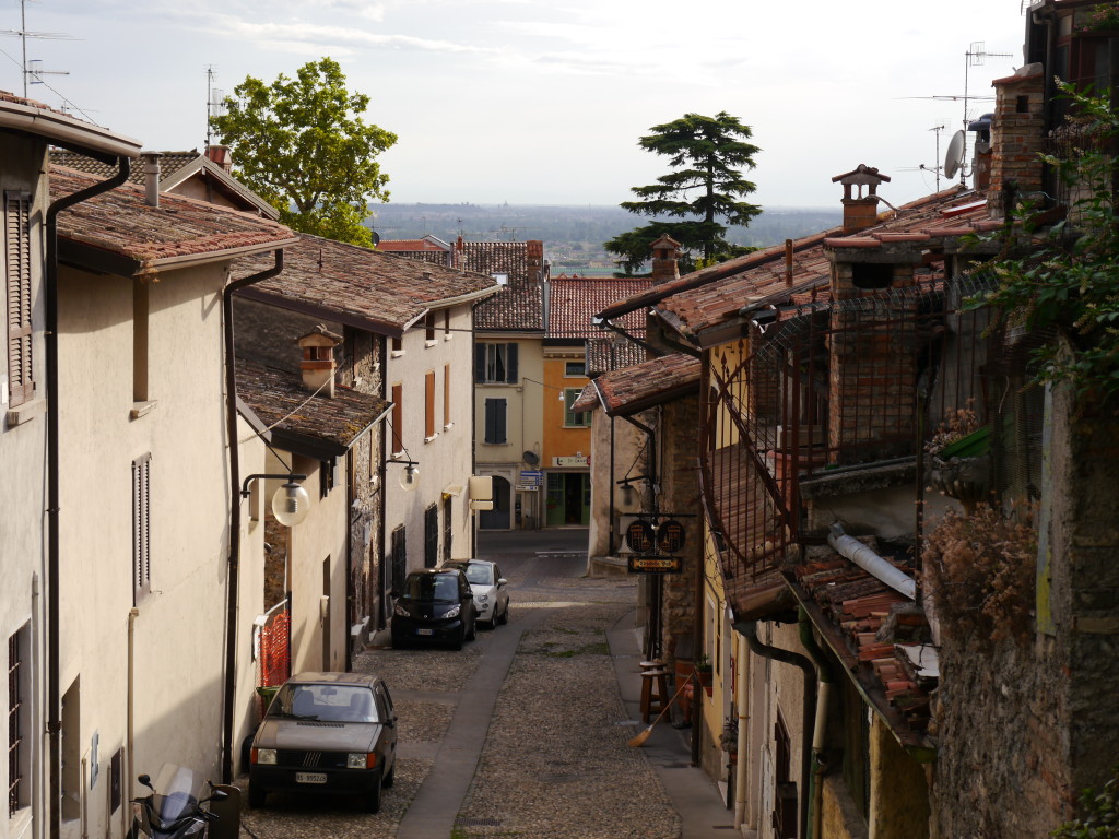 Koty w Lonato del Garda